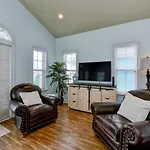 Sun Of A Beach - Beautiful Home Next To Pier Park - Swimming Pool!